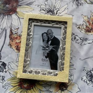 Fetco Hearts Silver Rhinestones Couple Metal Picture Frame